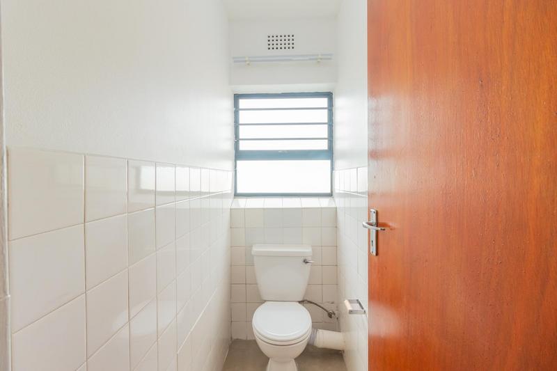 To Let 2 Bedroom Property for Rent in Thornton Western Cape